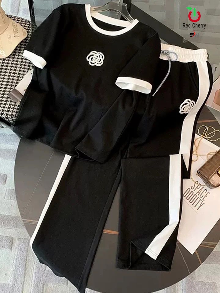 Printed Design Night Suit - Black Rosette Ringer